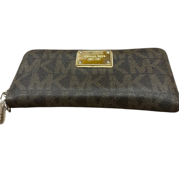 Michael Kors Dark Brown Logo Zip Wallet - Picture 2 of 6